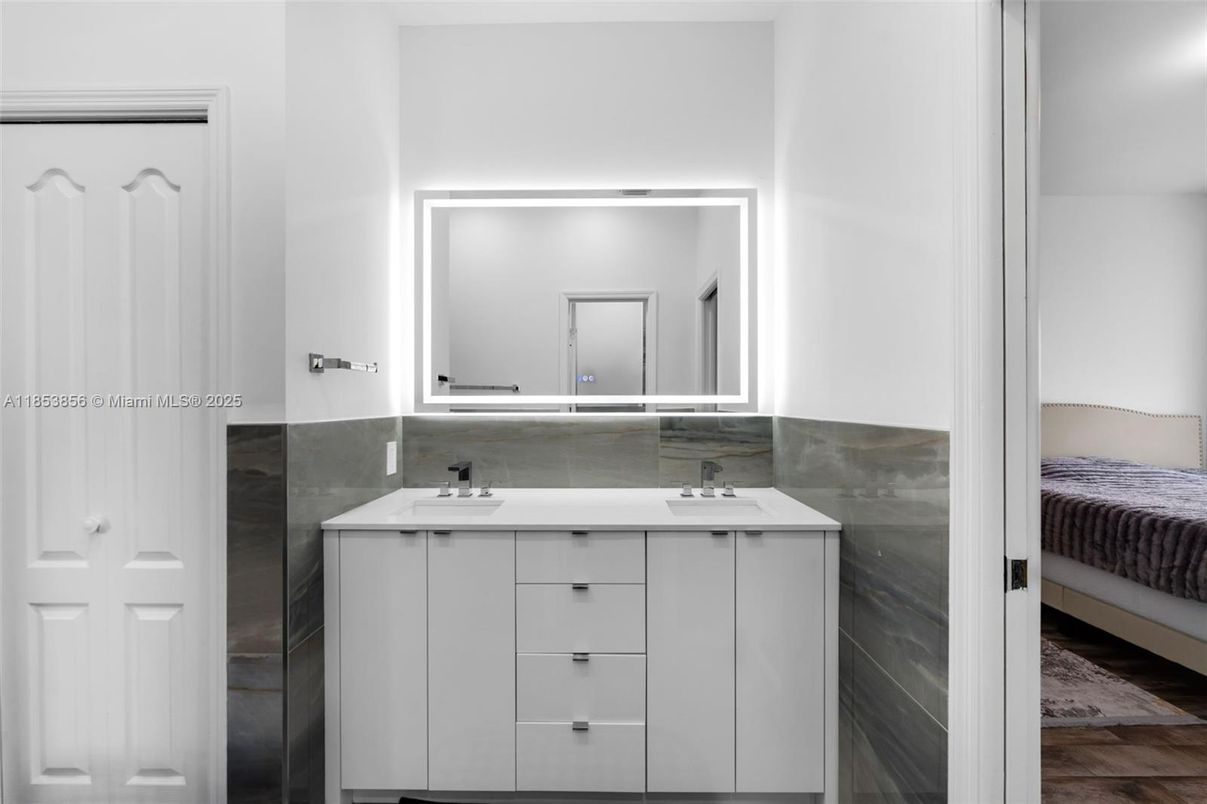 Bathroom, Bedroom, Dual Sink Vanities, Interior, Wood Texture Flooring
