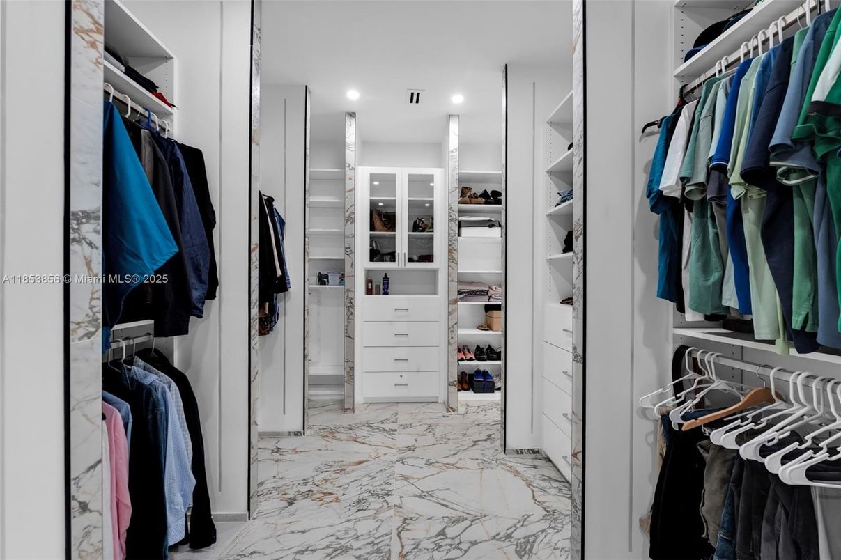 Interior, Marble, Recessed Lighting, Walk-in Closets