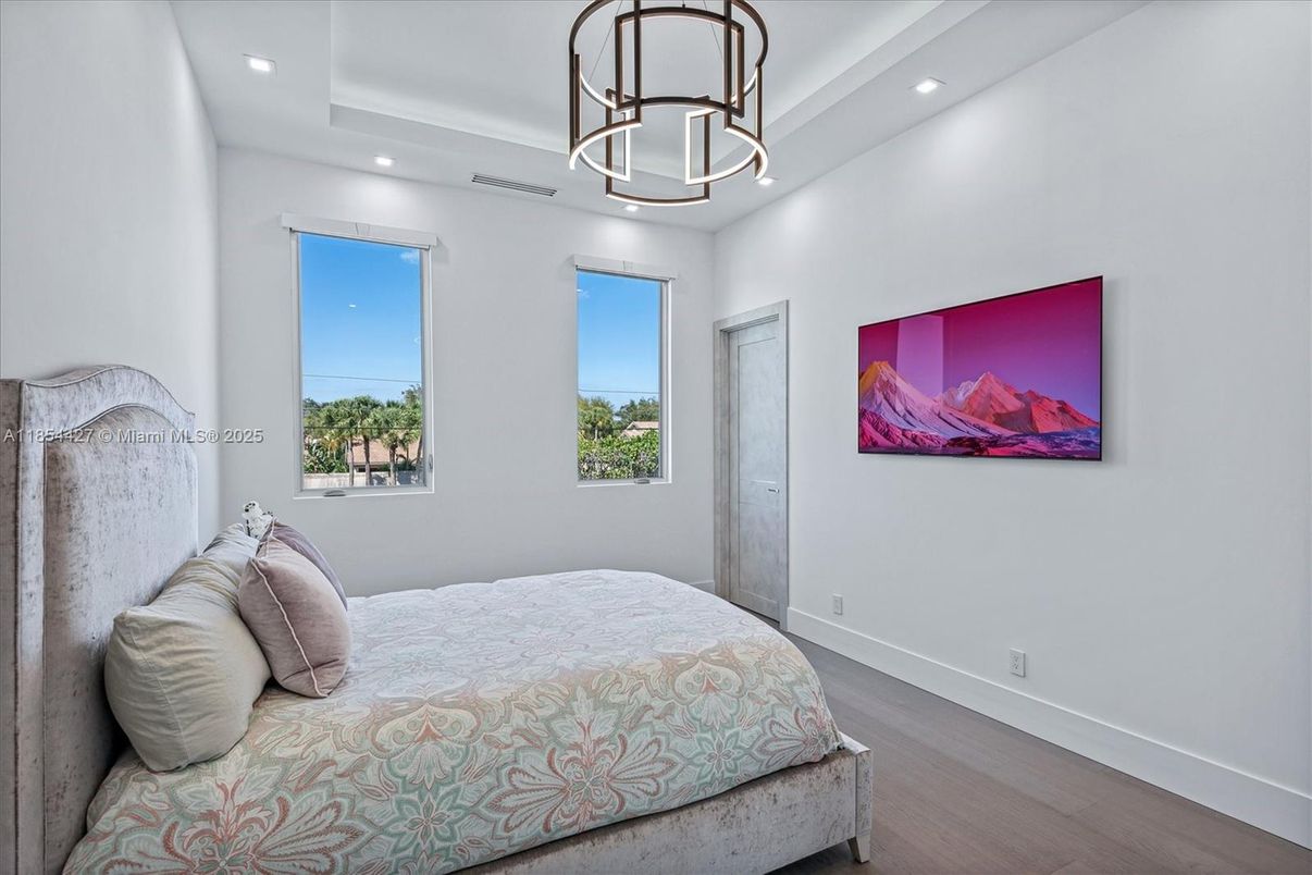 Bedroom, Interior, Pendant Lights, Recessed Lighting, Wood Texture Flooring