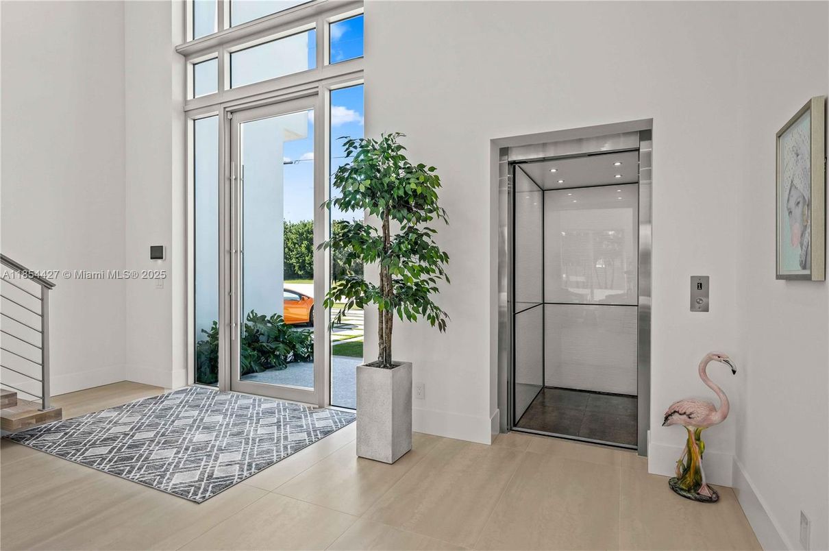 Interior, Recessed Lighting