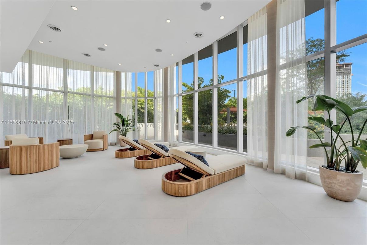 Interior, Recessed Lighting, Sun Room