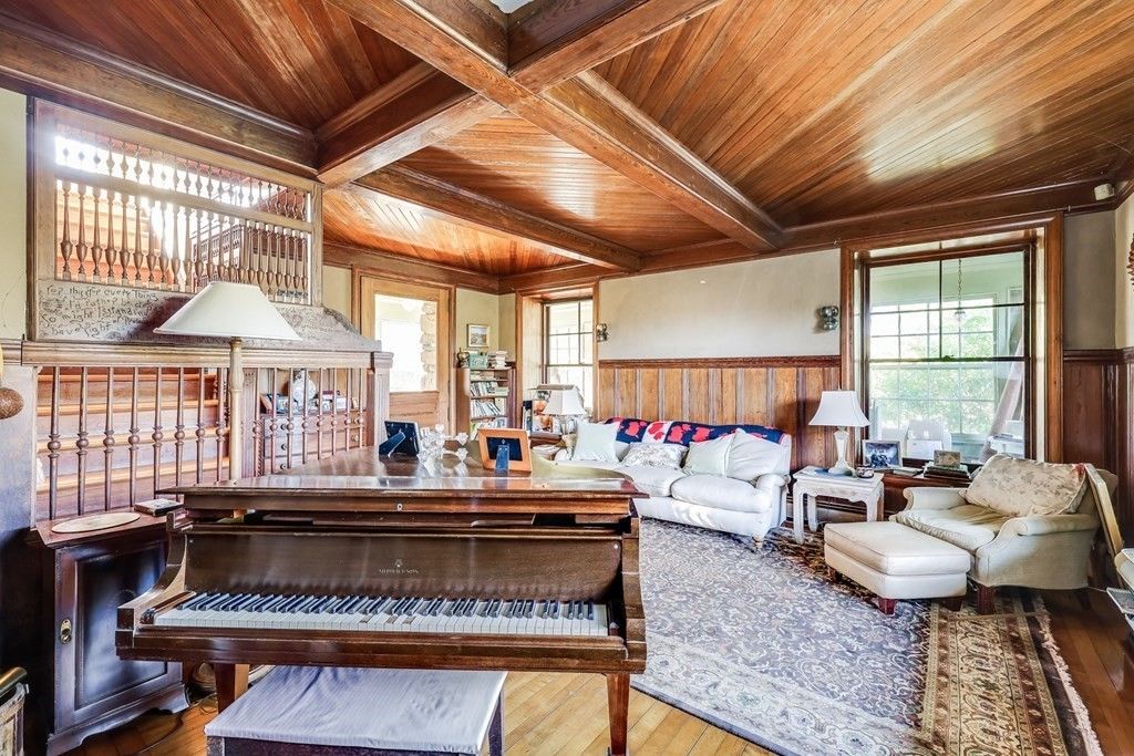 Interior, Living room, Piano, Wooden Beams, Wooden Ceilings, Wood Texture Flooring