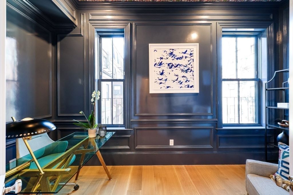 Interior, Recessed Lighting, Wood Texture Flooring, Wooden Walls