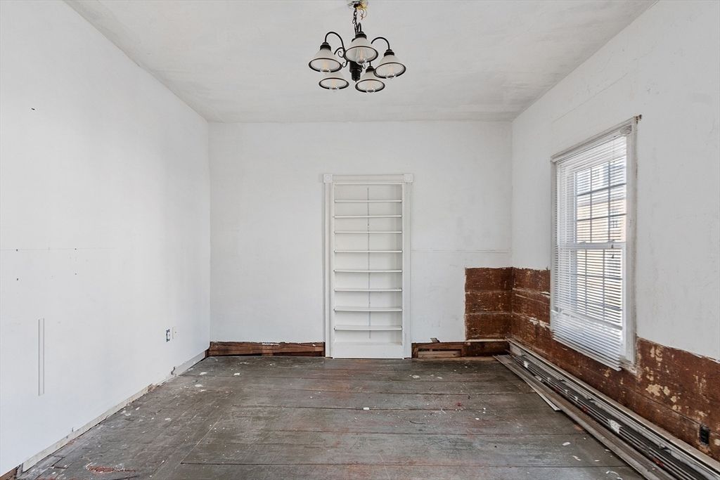 Chandelier, Empty room, Interior, Wood Texture Flooring