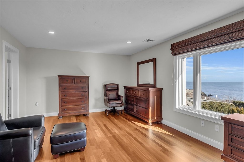 Home Office, Interior, Recessed Lighting, Water, Wood Texture Flooring
