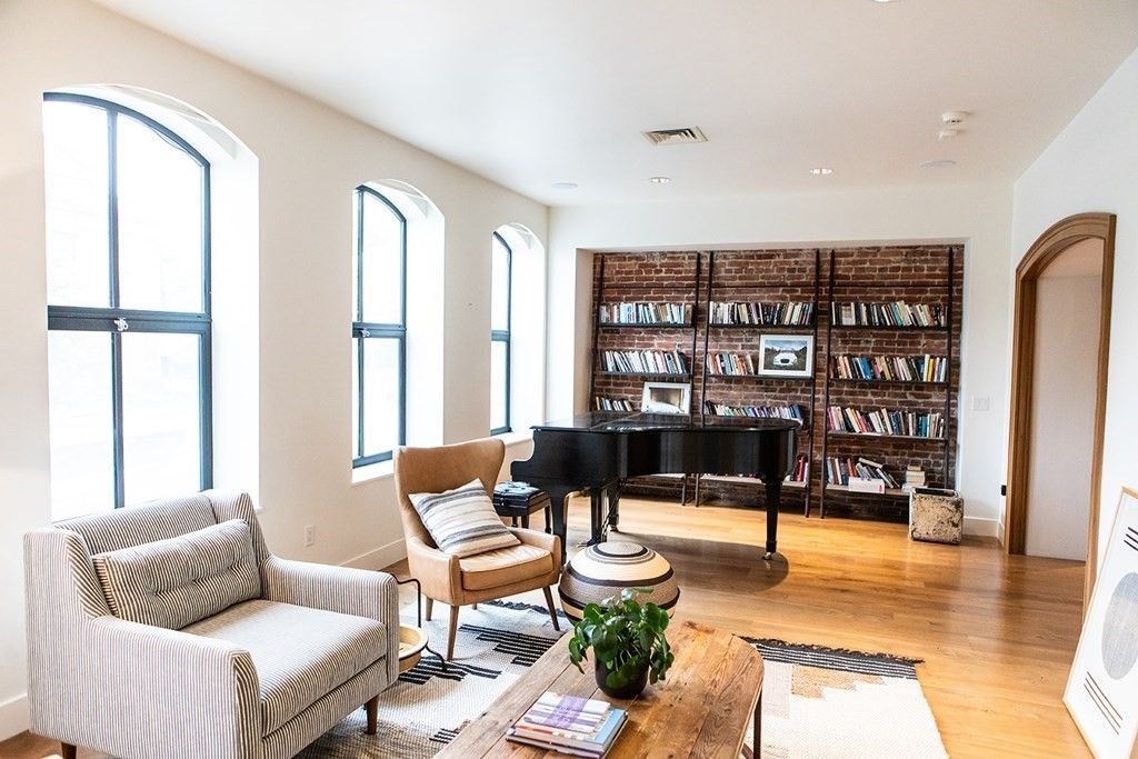 Interior, Living room, Piano, Recessed Lighting, Wood Texture Flooring