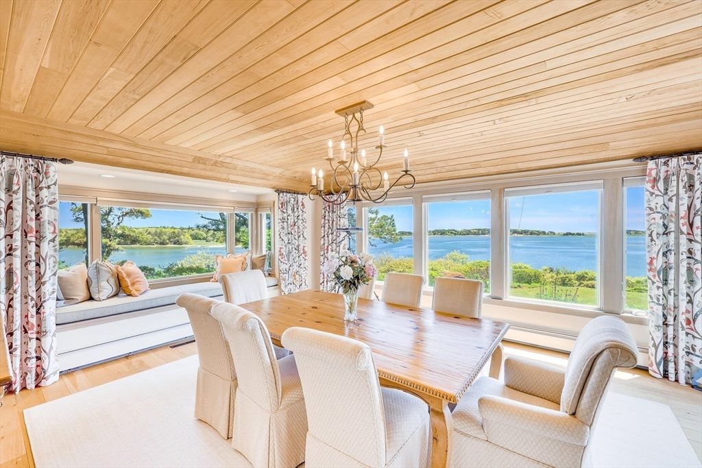 Chandelier, Dining room, Interior, Water, Wooden Ceilings, Wood Texture Flooring
