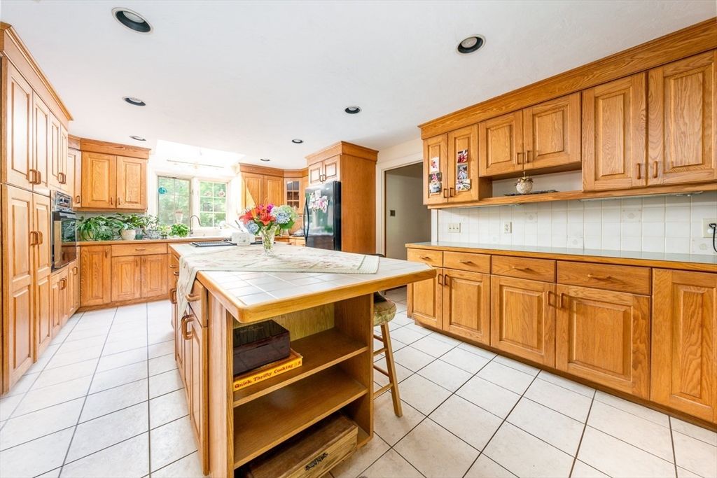 Interior, Kitchen, Recessed Lighting, Tile Countertops