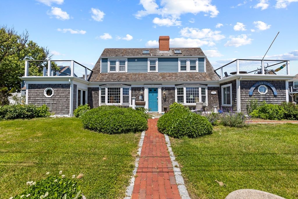 Exterior, Facade, Cape Cod
