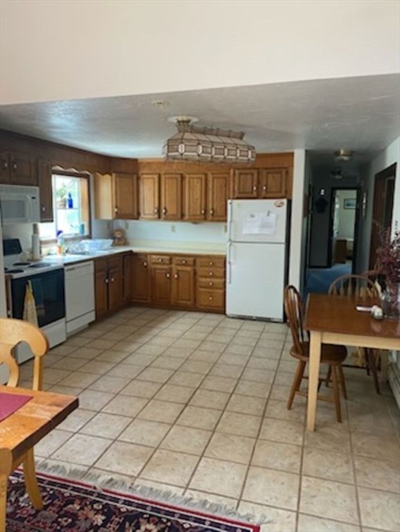 Dining room, Interior, Kitchen