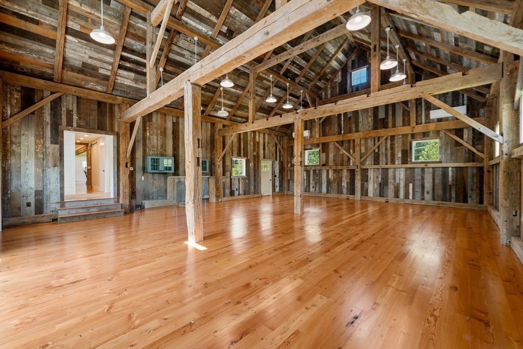 Empty room, Interior, Pendant Lights, Wooden Beams, Wooden Ceilings, Wood Texture Flooring, Wooden Walls