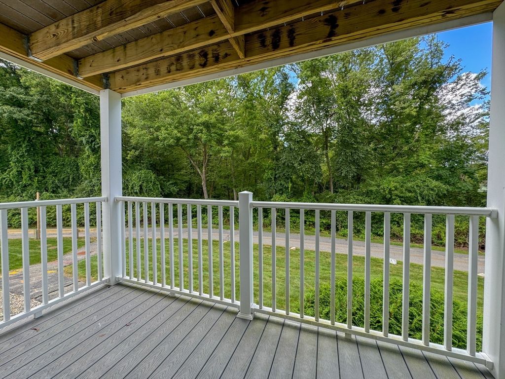 Exterior, Wooden Beams