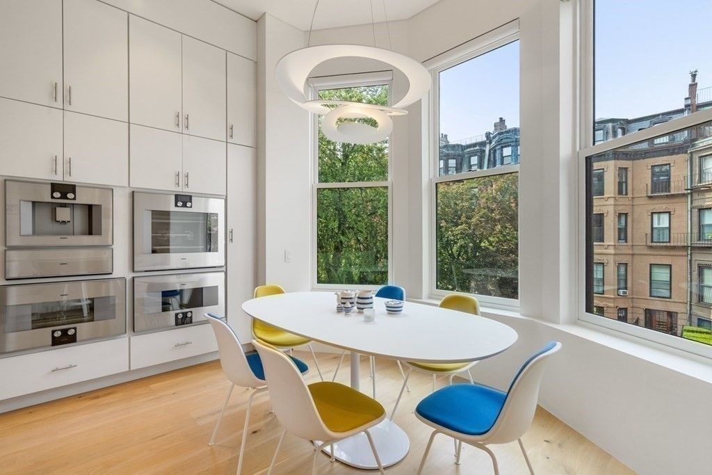 Dining room, Interior, Kitchen, Pendant Lights, Wood Texture Flooring