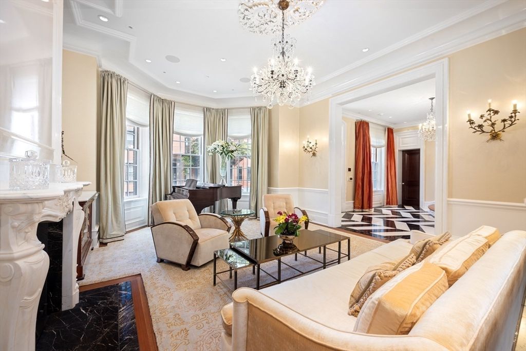 Chandelier, Fireplace, Interior, Living room, Piano, Recessed Lighting