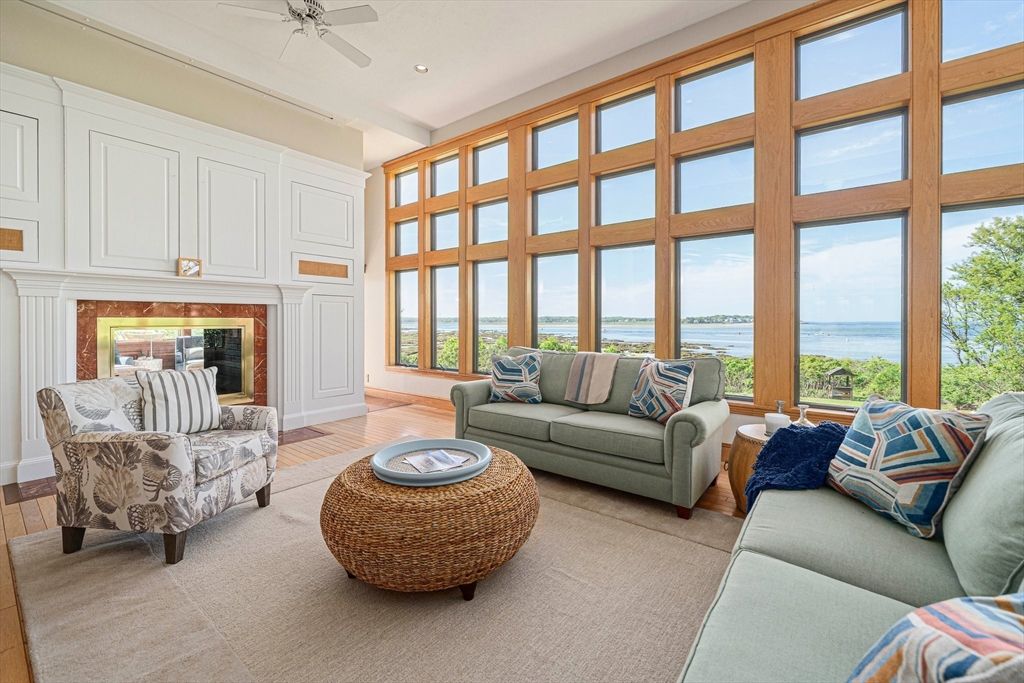 Fireplace, Interior, Living room, Recessed Lighting, Sun Room, Water