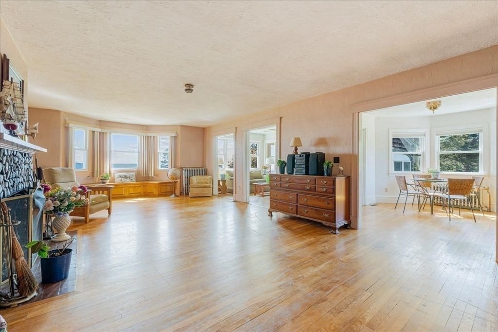 Dining room, Interior, Wood Texture Flooring