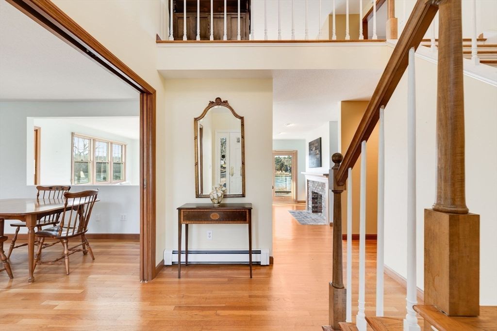 Dining room, Fireplace, Interior, Wood Texture Flooring