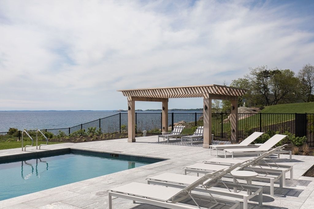 Exterior, Pool, Water
