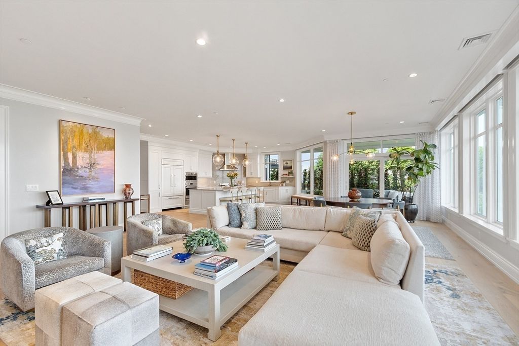 Dining room, Interior, Kitchen, Living room, Pendant Lights, Recessed Lighting, Stainless Steel Appliances, Wood Texture Flooring