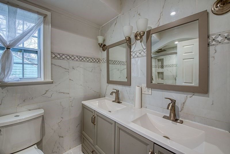Bathroom, Dual Sink Vanities, Interior, Marble Walls