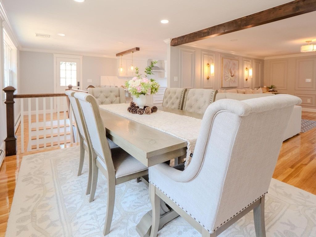 Dining room, Interior, Pendant Lights, Recessed Lighting, Wood Texture Flooring
