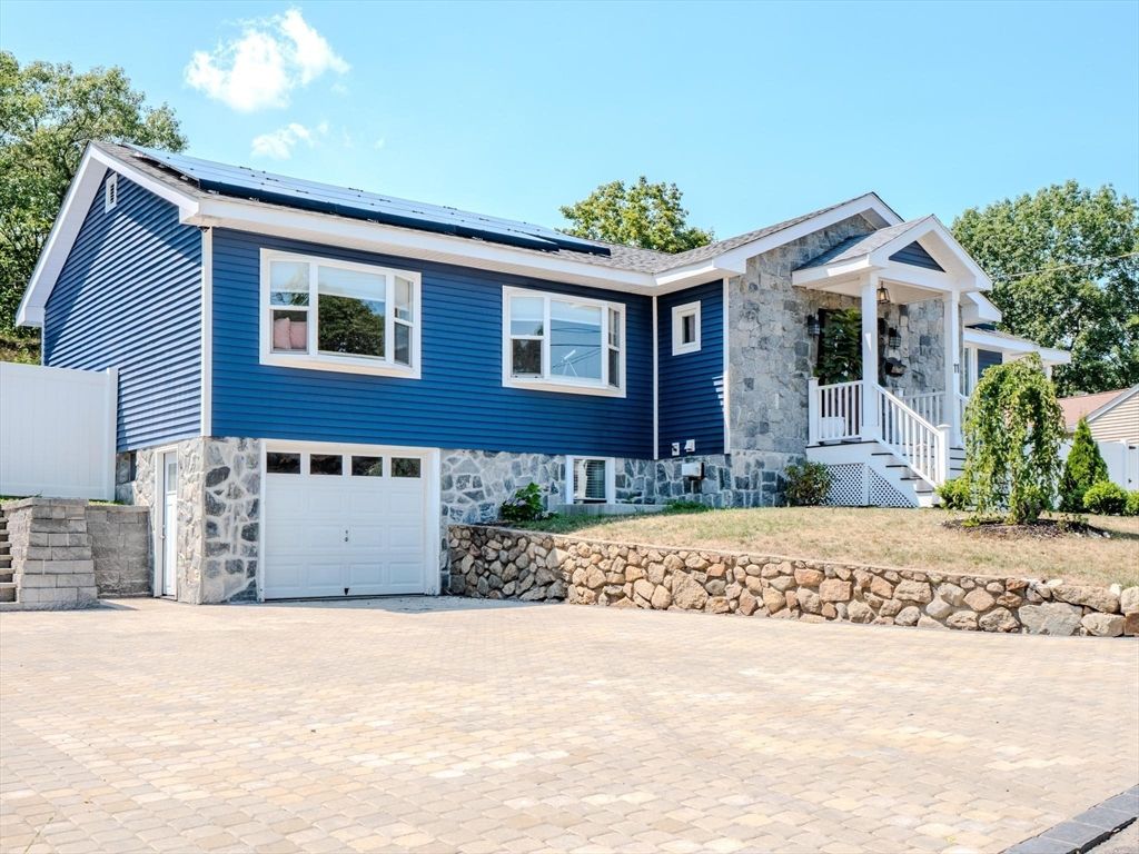 Attached, Exterior, Facade, Solar Panels, Raised Ranch