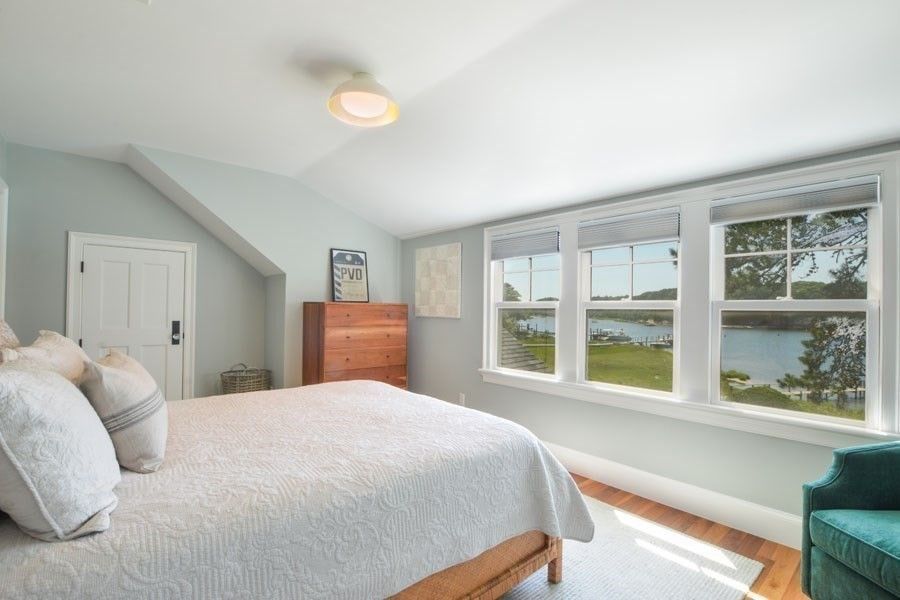 Bedroom, Interior, Water, Wood Texture Flooring