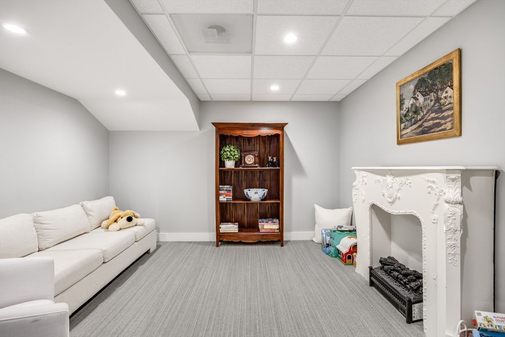 Interior, Recessed Lighting