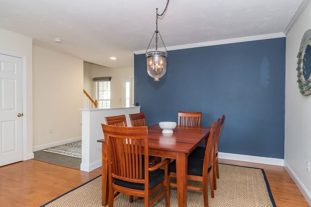 Dining room, Interior, Pendant Lights, Recessed Lighting, Wood Texture Flooring