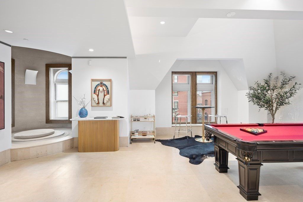 Billiard Table, Game Room, Interior, Recessed Lighting