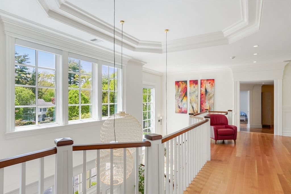 Interior, Pendant Lights, Recessed Lighting, Wood Texture Flooring