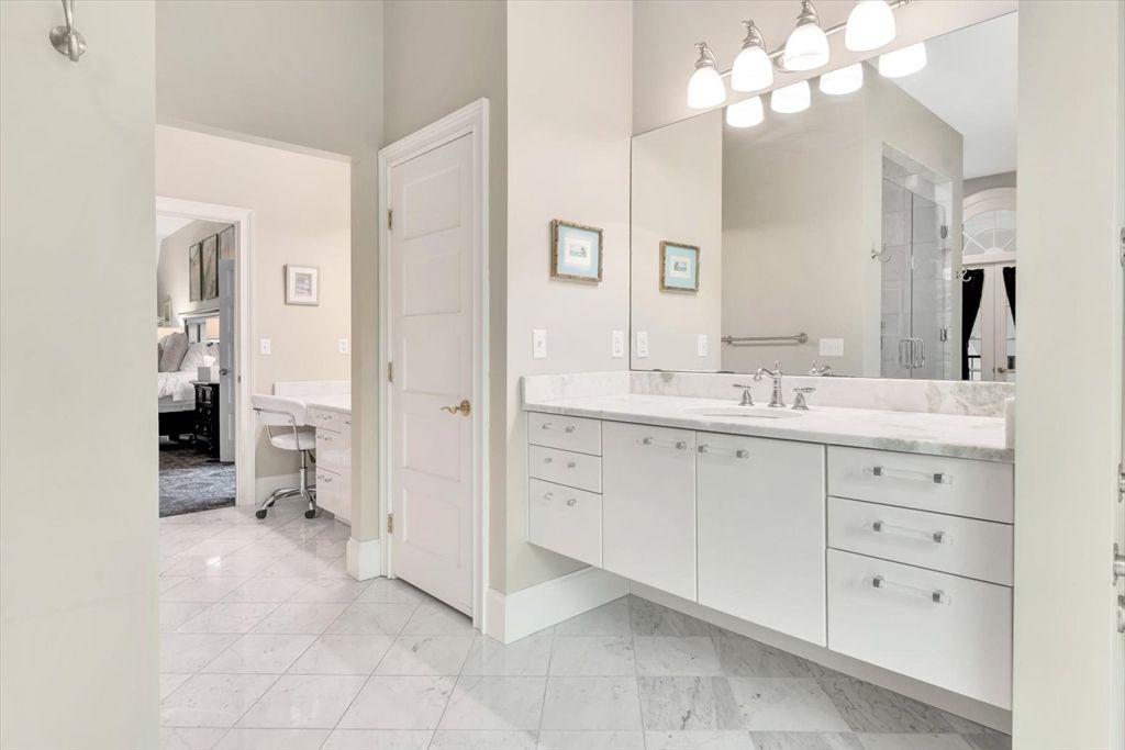 Bathroom, Dual Sink Vanities, Interior, Marble