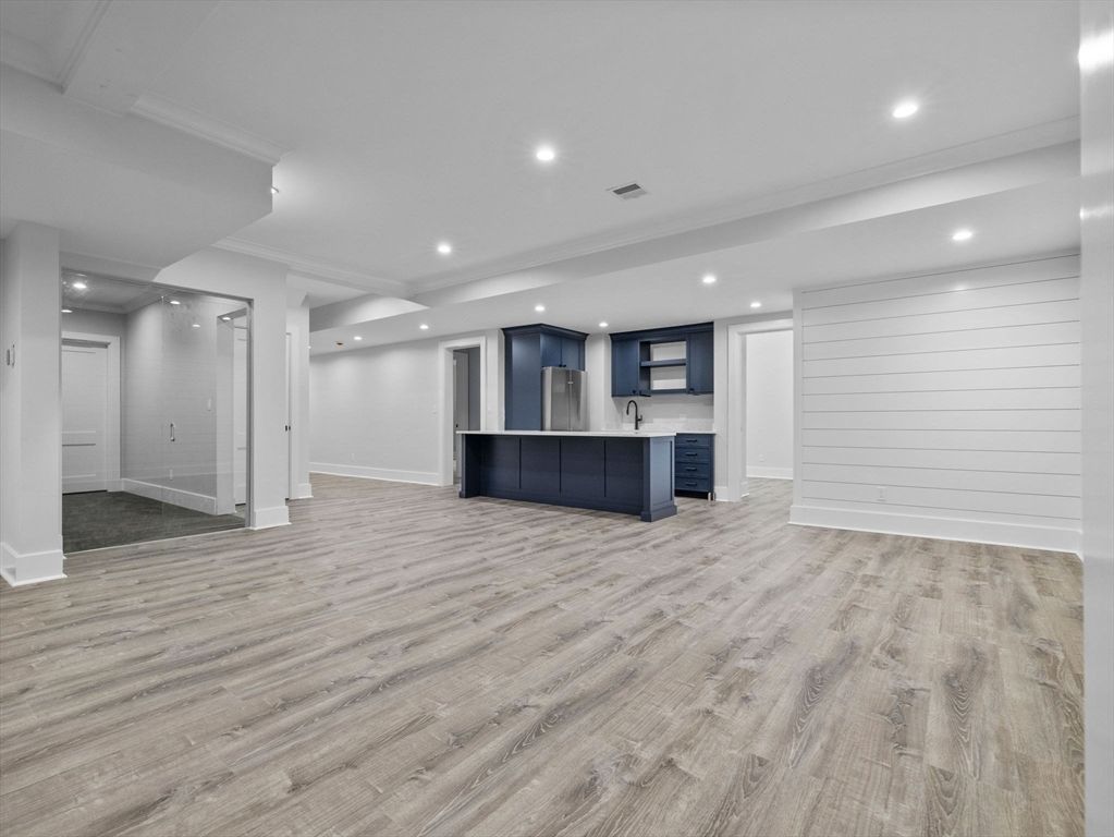 Empty room, Interior, Kitchen, Recessed Lighting, Wood Texture Flooring
