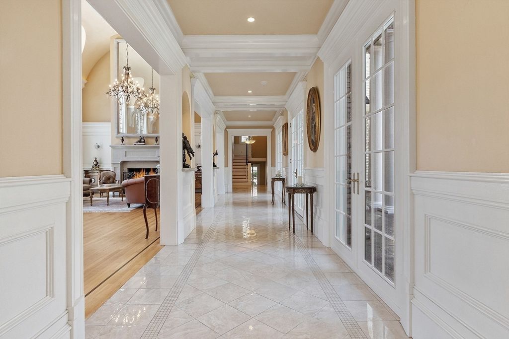 Chandelier, Fireplace, Interior, Recessed Lighting, Wood Texture Flooring