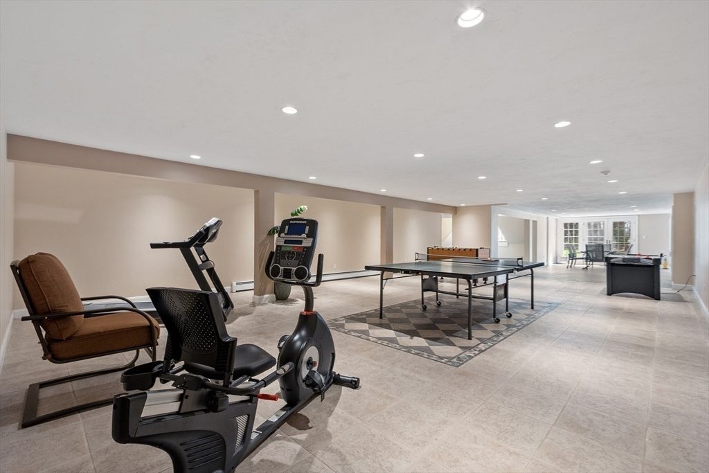 Fitness Equipment, Game Room, Interior, Recessed Lighting