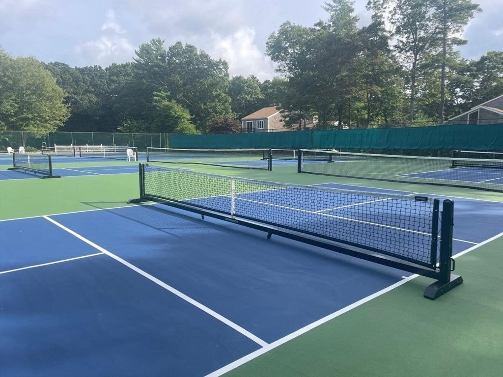 Exterior, Tennis Courts