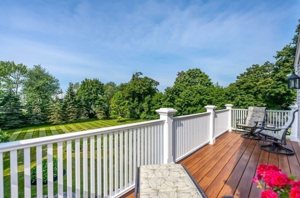 Exterior, Wood Texture Flooring