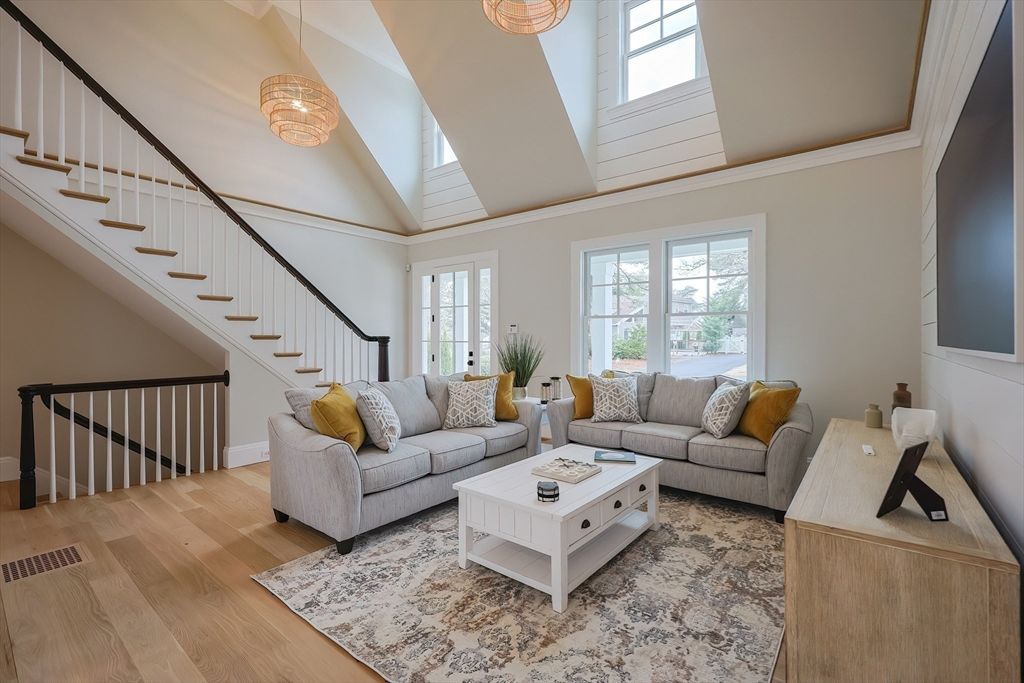 Interior, Living room, Pendant Lights, Wood Texture Flooring