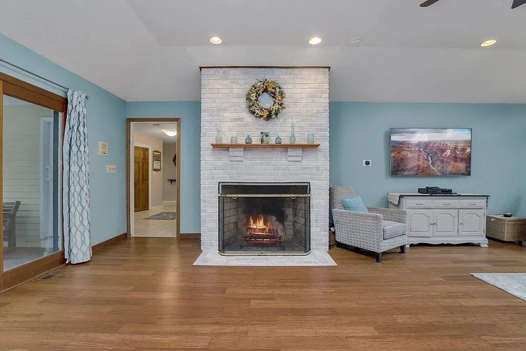 Fireplace, Interior, Recessed Lighting, Wood Texture Flooring