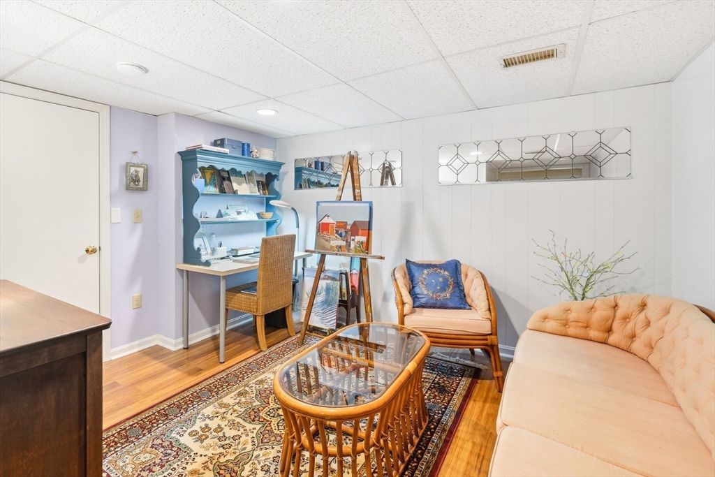 Home Office, Interior, Recessed Lighting, Wood Texture Flooring