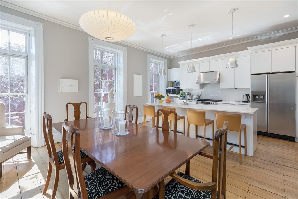 Dining room, Interior, Kitchen, Pendant Lights, Recessed Lighting, Stainless Steel Appliances, Wood Texture Flooring