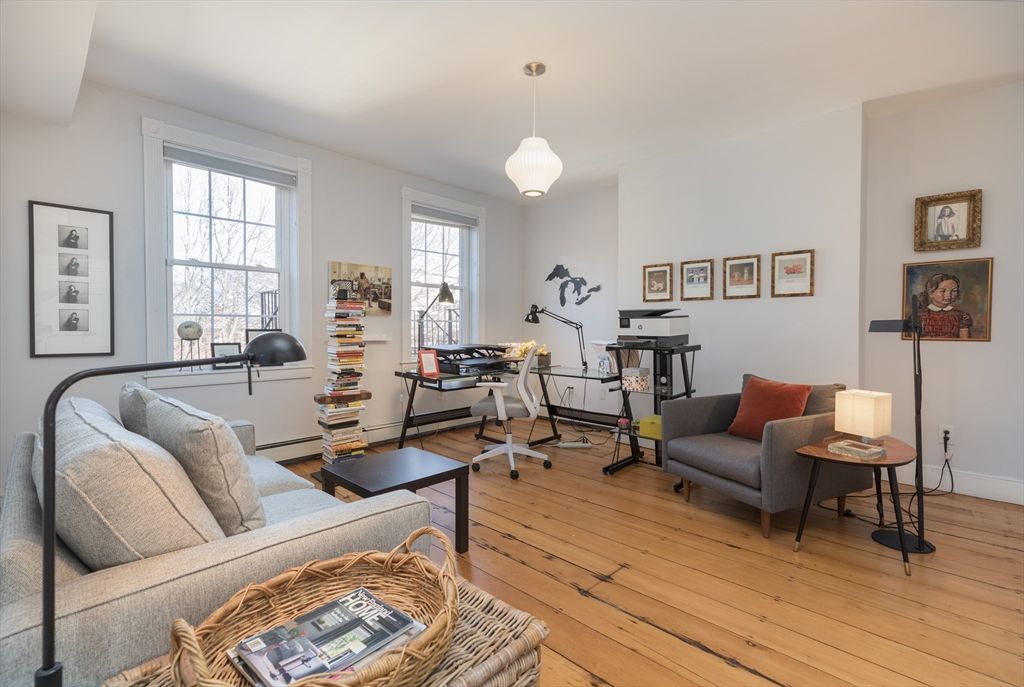 Home Office, Interior, Living room, Pendant Lights, Wood Texture Flooring