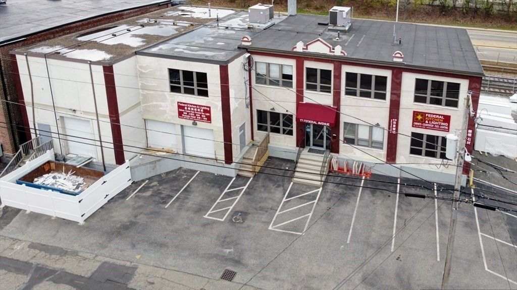 Exterior, Drone