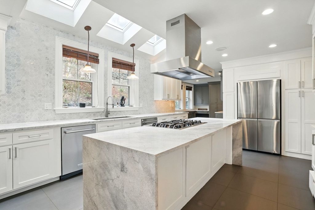 Interior, Kitchen, Pendant Lights, Recessed Lighting, Stainless Steel Appliances