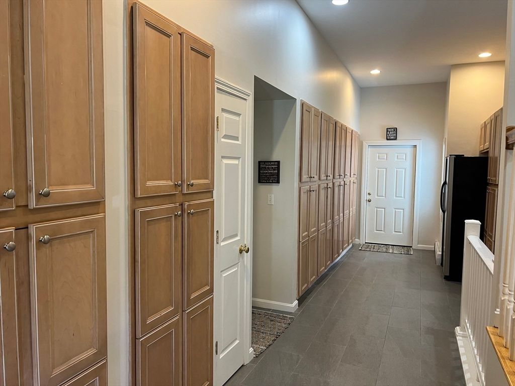 Interior, Recessed Lighting