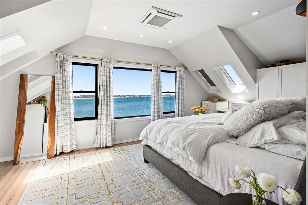 Bedroom, Interior, Recessed Lighting, Water, Wood Texture Flooring
