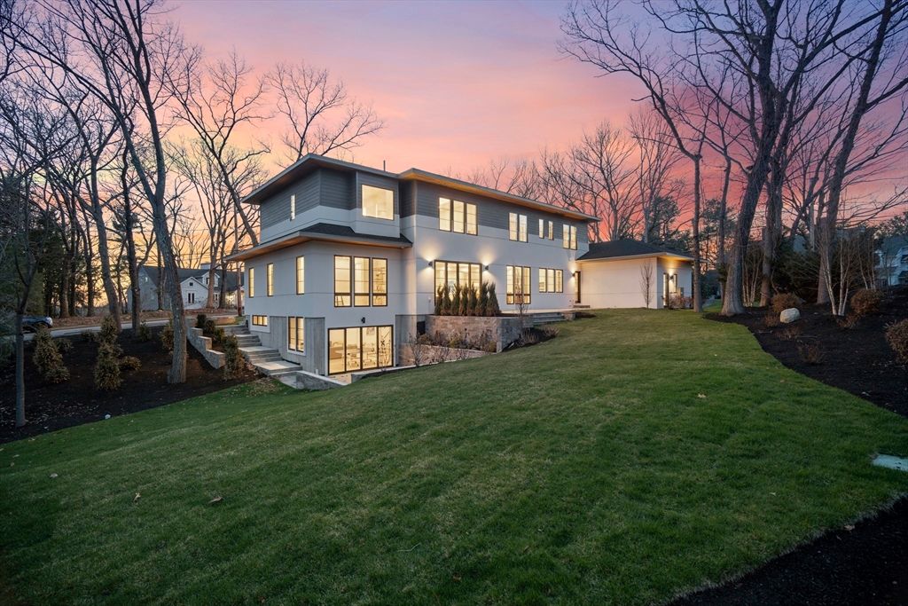 Attached, Backyard, Exterior, Facade, Georgian