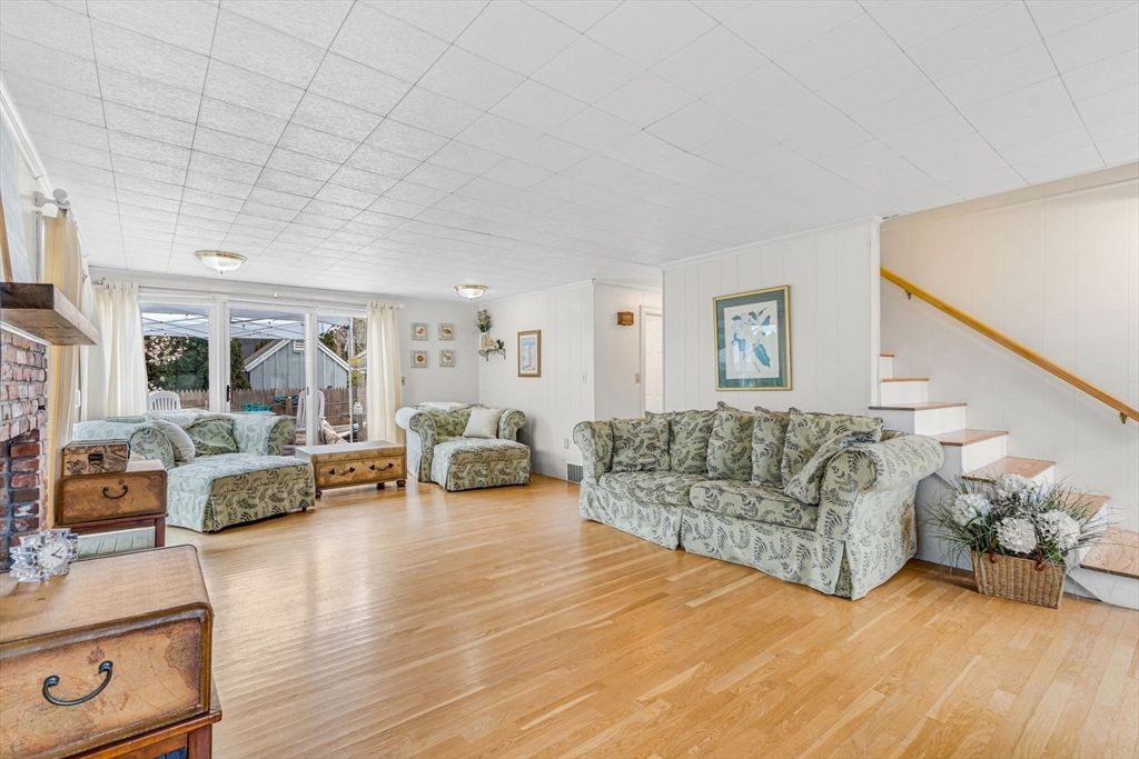 Fireplace, Interior, Living room, Wood Texture Flooring