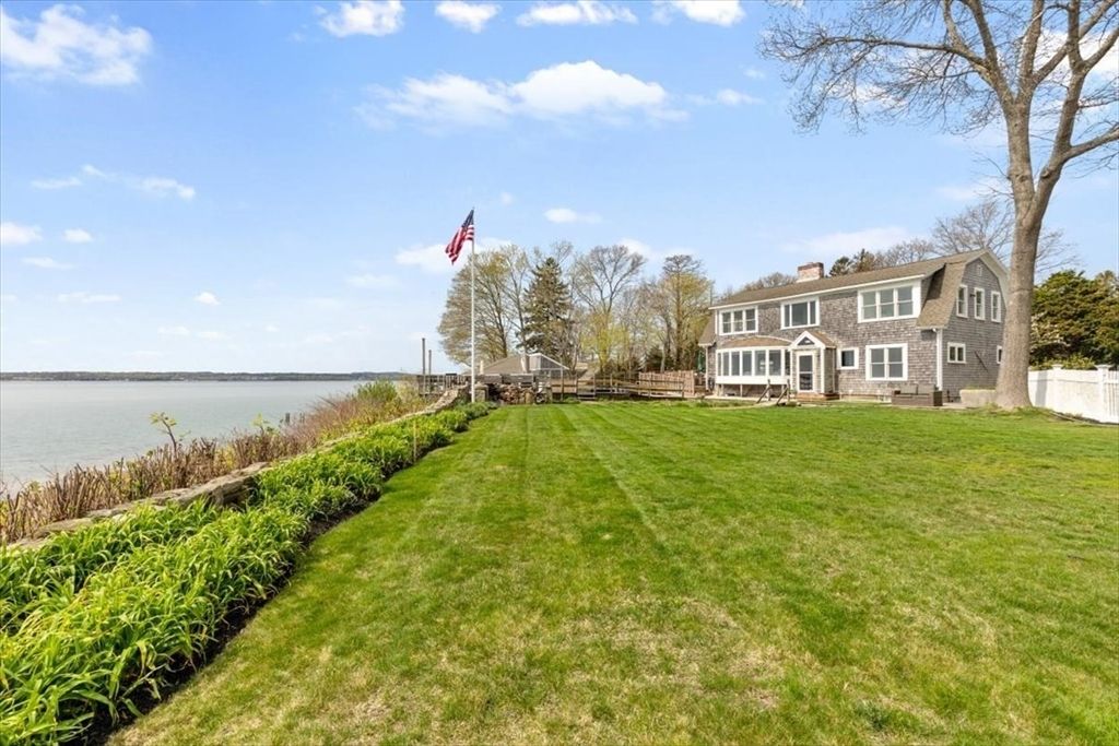 Backyard, Exterior, Water