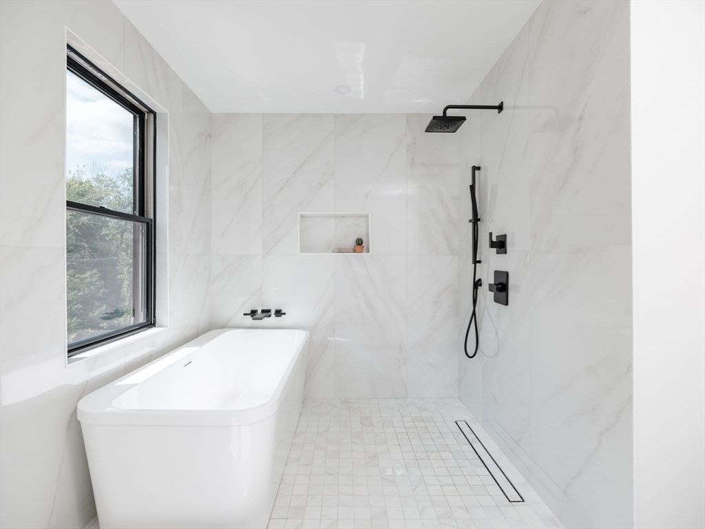 Bathroom, Free Standing Baths, Interior, Marble Walls